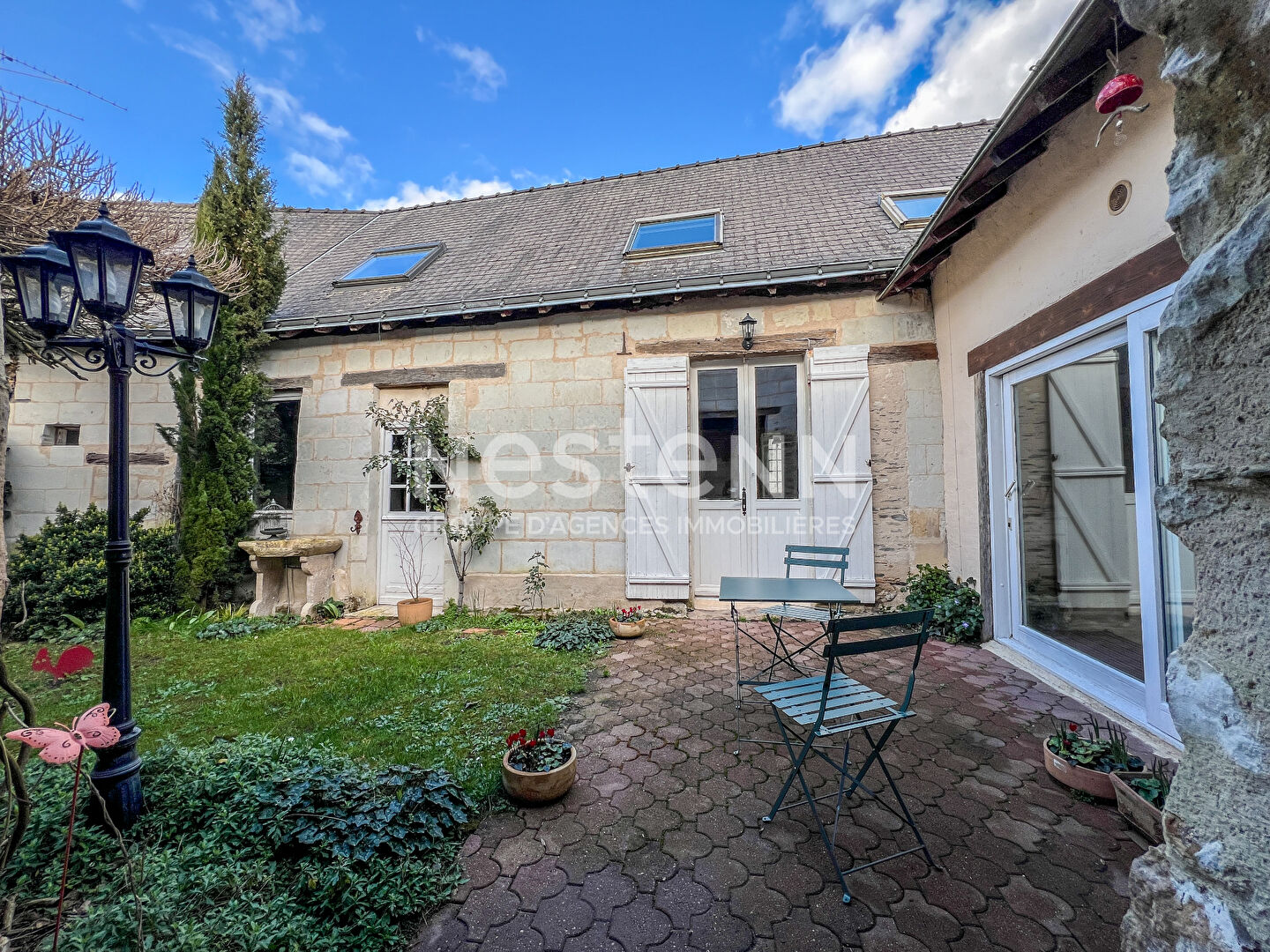 Charmante maison de bourg à Briollay - Authentique et pleine de caractère