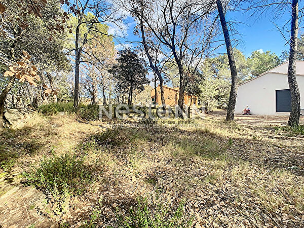 Vente terrain à Nans les pins (83860)