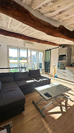 Vente par agence immobiliere à Auriol (13390)