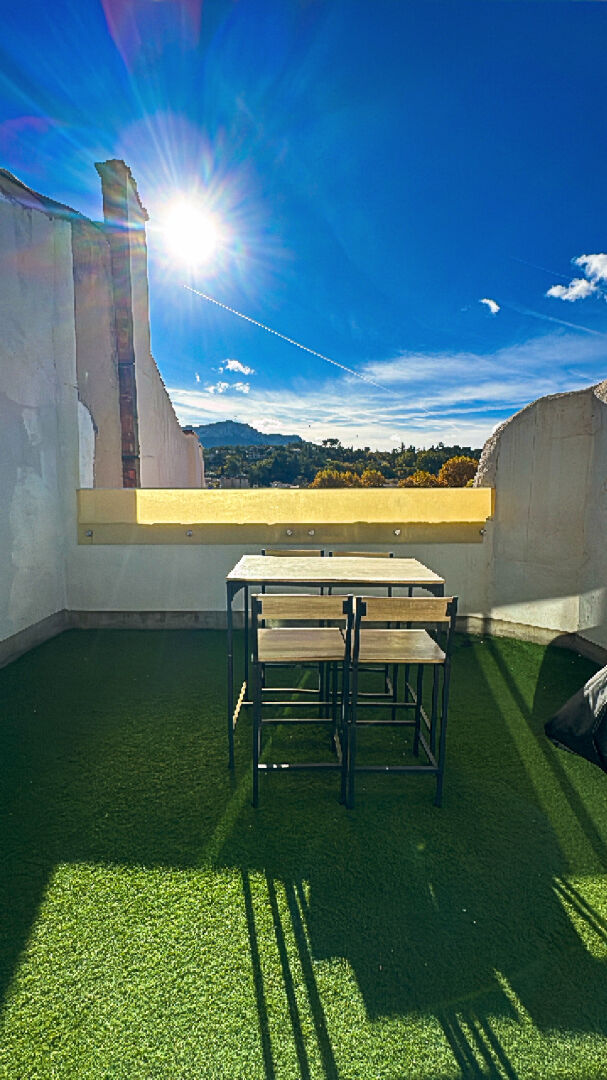 A vendre appartement  T3  52m2 terrasse garage Auriol