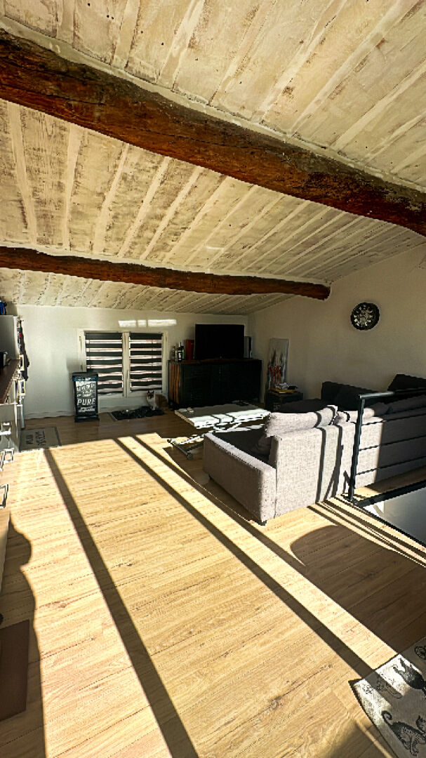 A vendre appartement  T3  52m2 terrasse garage Auriol