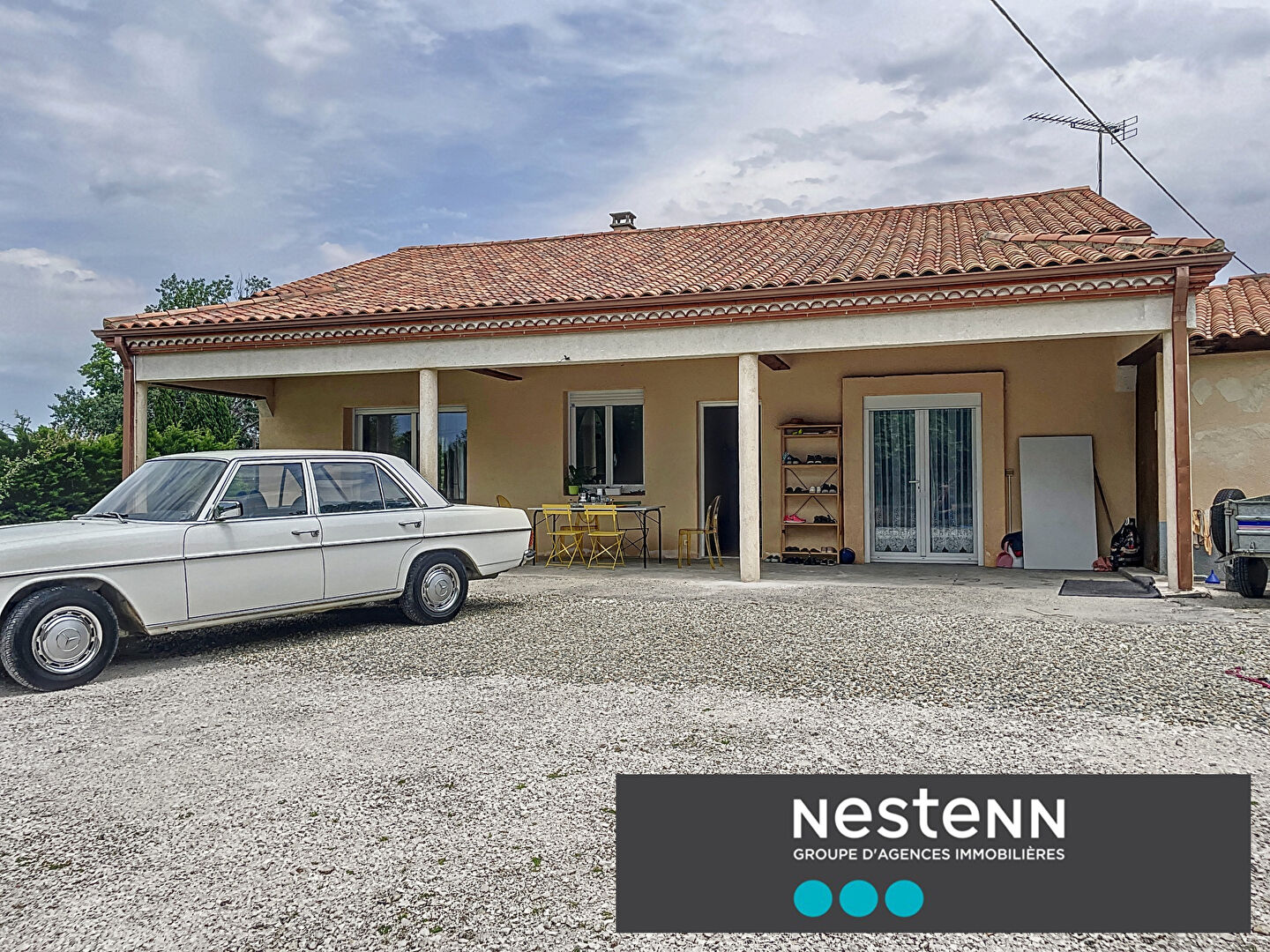 Maison de Plain-Pied à Penne-d'Agenais avec 4 chambres et un grand jardin
