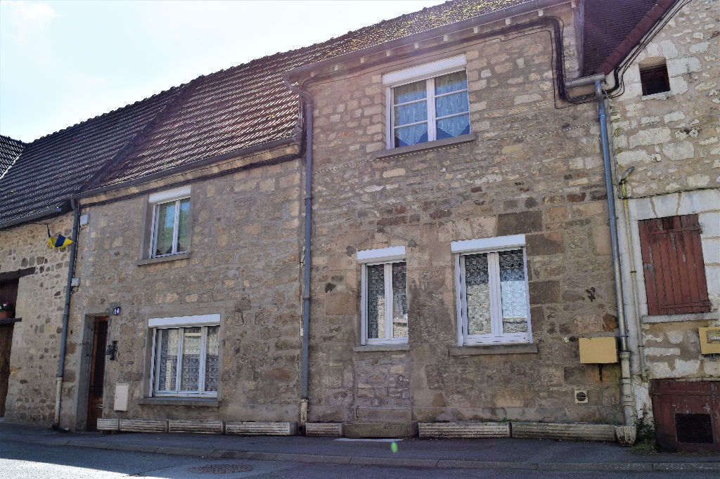 Maison d'environ 89,3 m² à vendre ? LA FERTE MILON (02460).