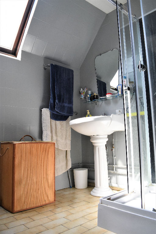 Maison d'environ 89,3 m² à vendre ? LA FERTE MILON (02460).