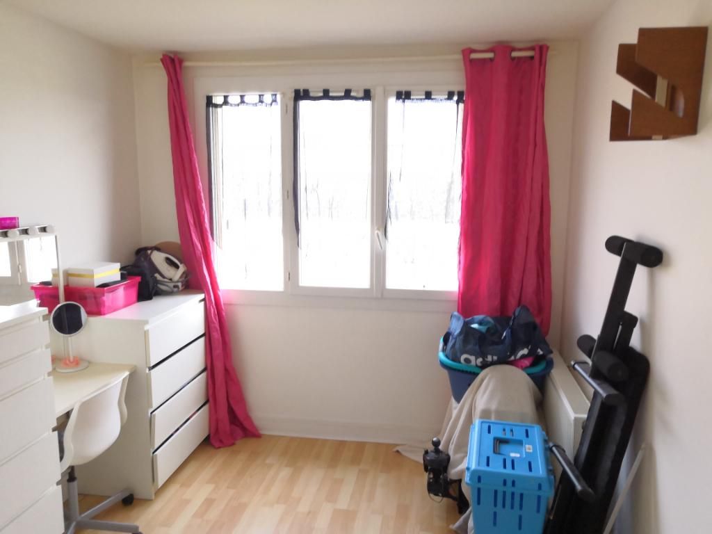 ? vendre, appartement d'environ 56,95 m?, 3 pi?ces ? VILLERS COTTERETS (02600).