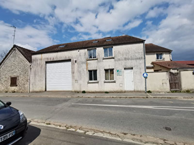 Vente local-professionnel à Etouvelles (02000)