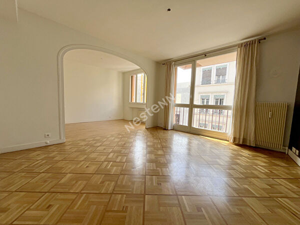 Vente par agence immobiliere à Villeurbanne (69100)