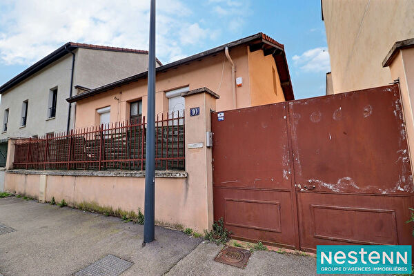 Vente maison à rénover à Saint priest (69800)