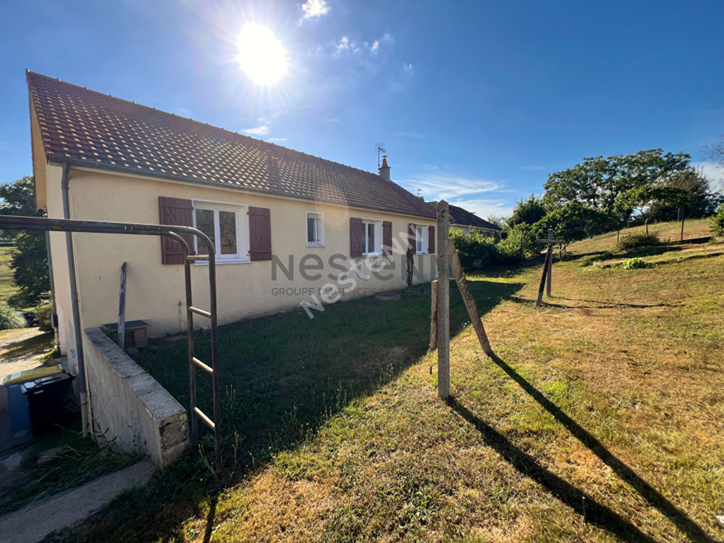 - SAINTE FEYRE - 23300 - Maison 4 chambres de 110m2 avec garage - borne de recharge - terrain 1238m2