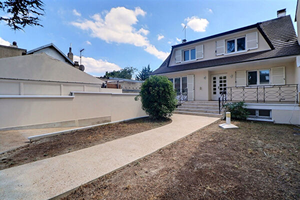 Vente maison garage à Romainville (93230)