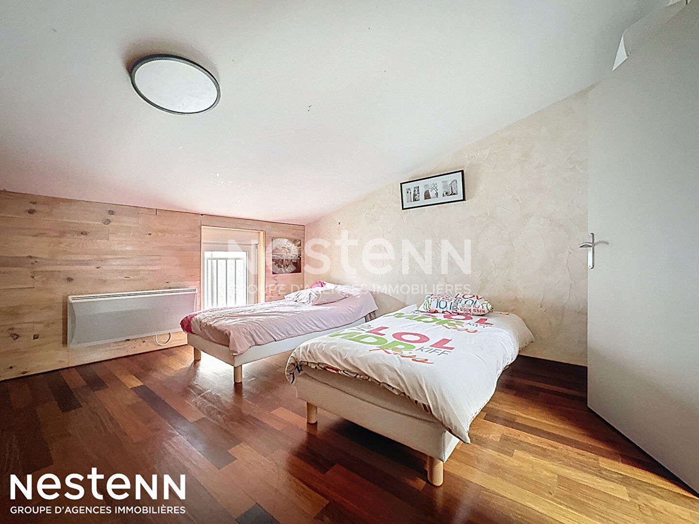 Vente local / maison de 158.23 m² avec ascenseur au coeur du village de Gruissan