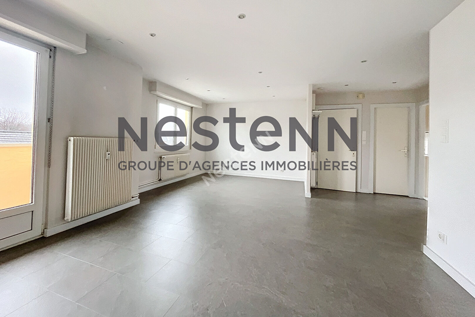 Charmant Appartement Rénové 2/3 Pièces avec Cave et Garage