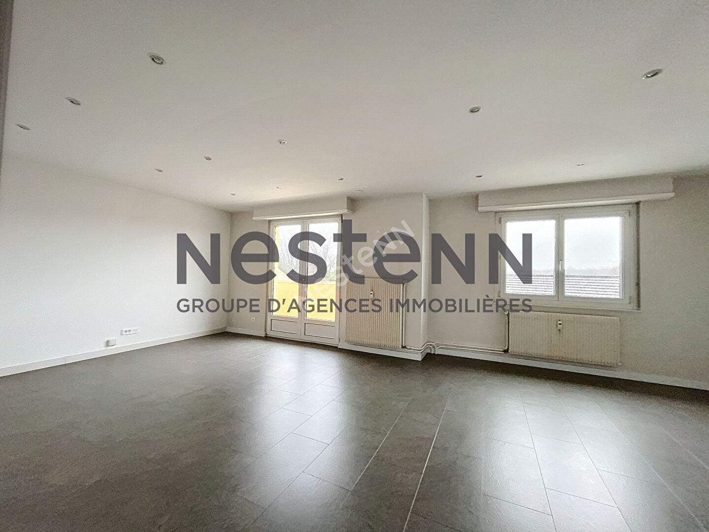 Charmant Appartement Rénové 2/3 Pièces avec Cave et Garage