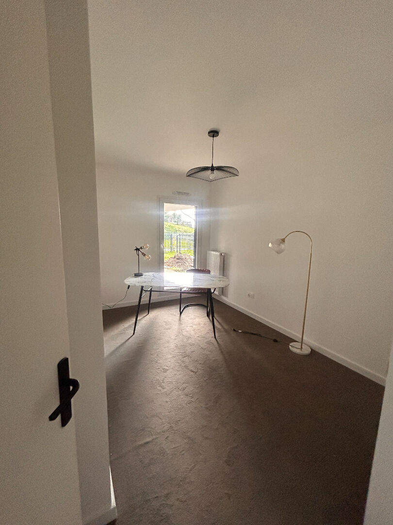 Appartement neuf de standing haut de gamme de 115m² - vue magnifique - 3 grandes chambres  suite parentale Mont saint aignan  2 places de parking fermées