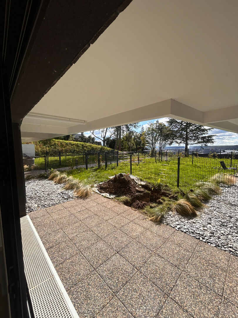 Appartement neuf de standing haut de gamme de 115m² - vue magnifique - 3 grandes chambres  suite parentale Mont saint aignan  2 places de parking fermées