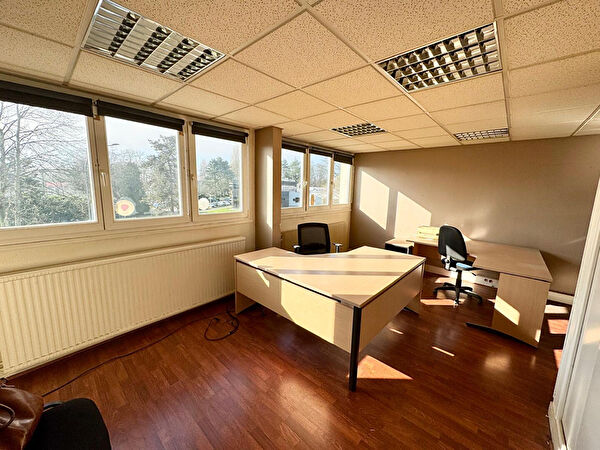 Vente local-professionnel à Vernon (27200)