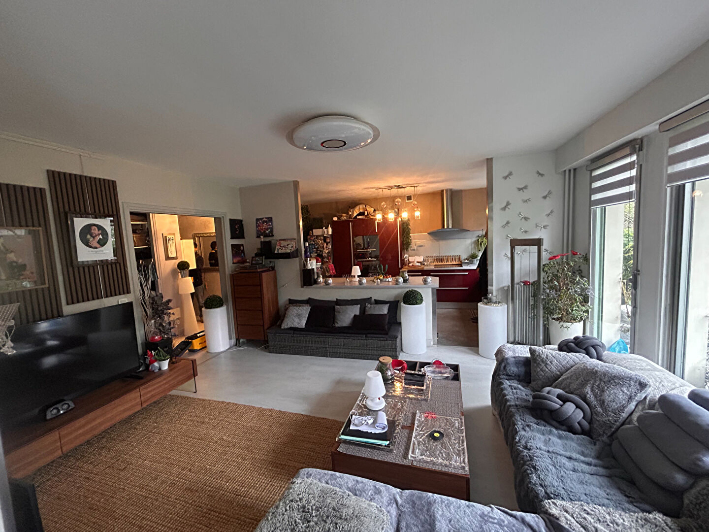 Appartement Rouen  -  gare rive droite   2 chambres 90m²   Terrasse 30m²  parking sous sol  Grand séjour salon  Cuisine commerces 200m