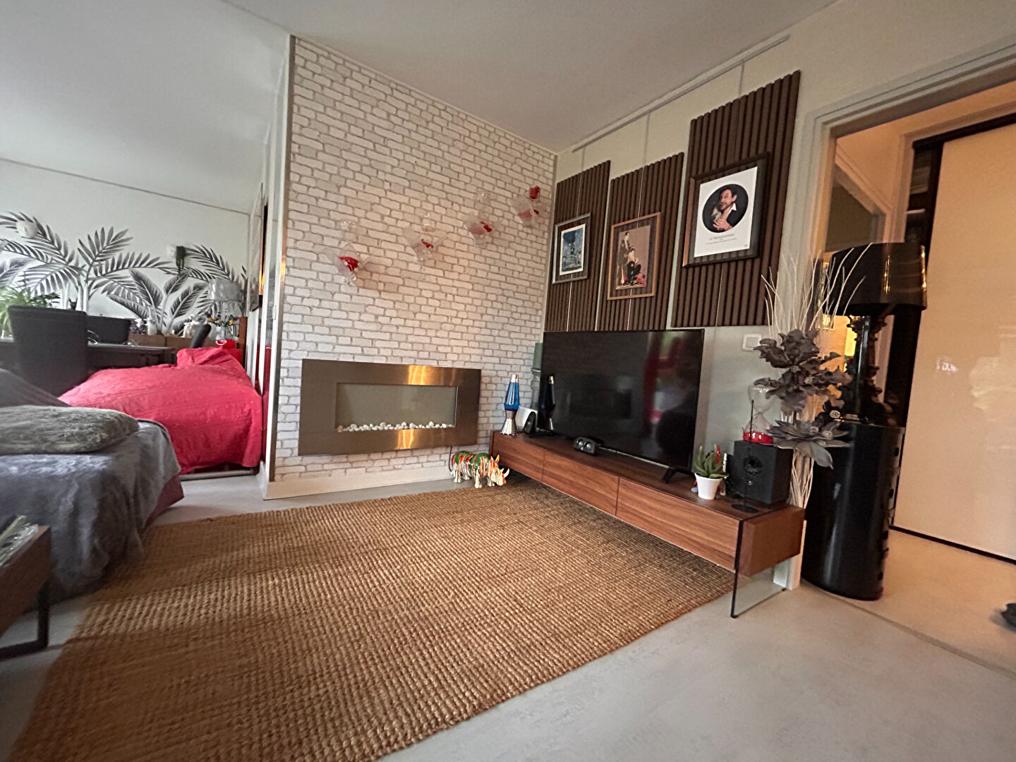 Appartement Rouen  -  gare rive droite   2 chambres 90m²   Terrasse 30m²  parking sous sol  Grand séjour salon  Cuisine commerces 200m
