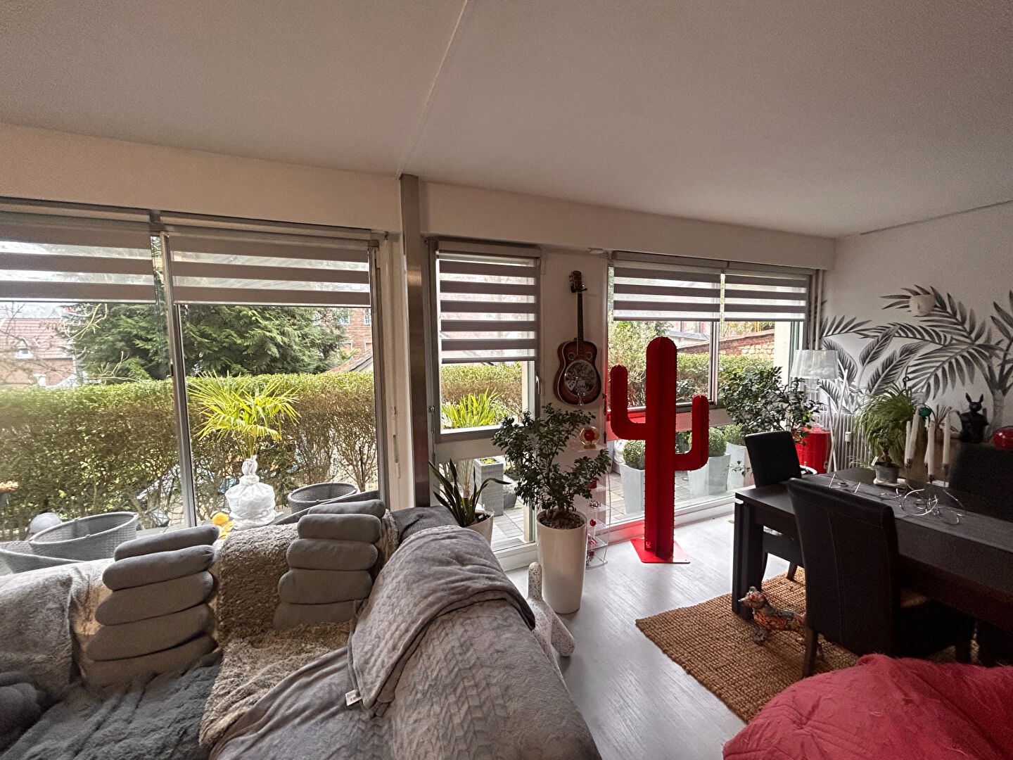 Appartement Rouen  -  gare rive droite   2 chambres 90m²   Terrasse 30m²  parking sous sol  Grand séjour salon  Cuisine commerces 200m