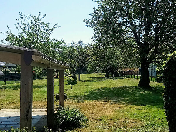 Vente par agence immobiliere à Val de la haye (76380)
