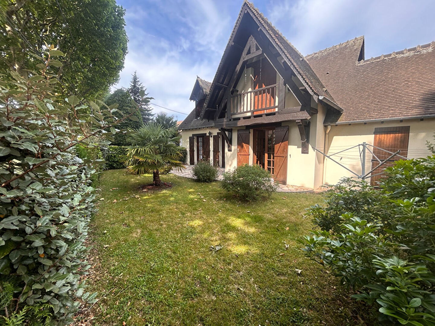 Maison Le Grand Quevilly  130m² Commerçants 4 chambres garage Jardin  impasse