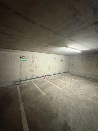 Vente garage-parking à Romaneche thorins (71570)