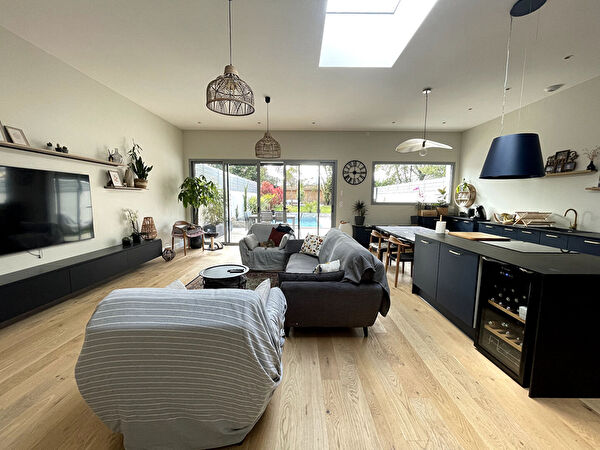 Vente maison contemporaine à Sadirac (33670)