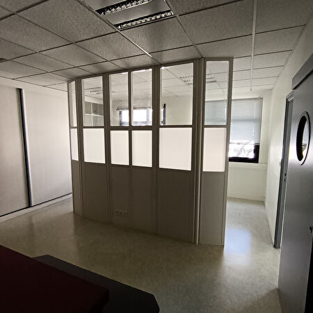 Vente bureau à Vannes (56000)
