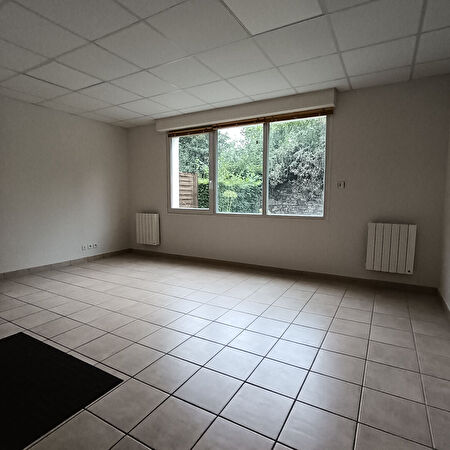Location bureau à Vannes (56000)