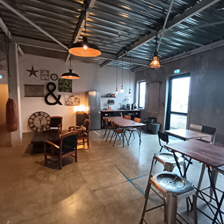 Vente bureau à Vannes (56000)