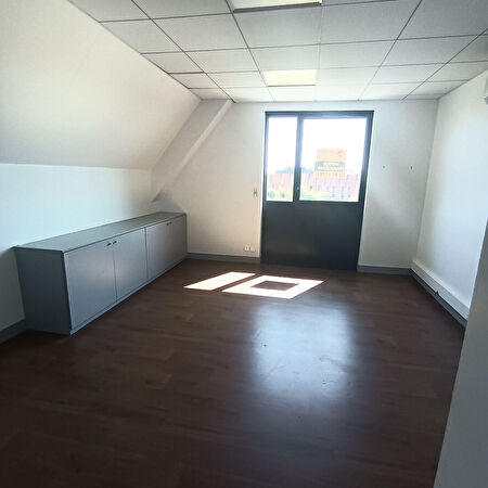 Location bureau à Vannes (56000)