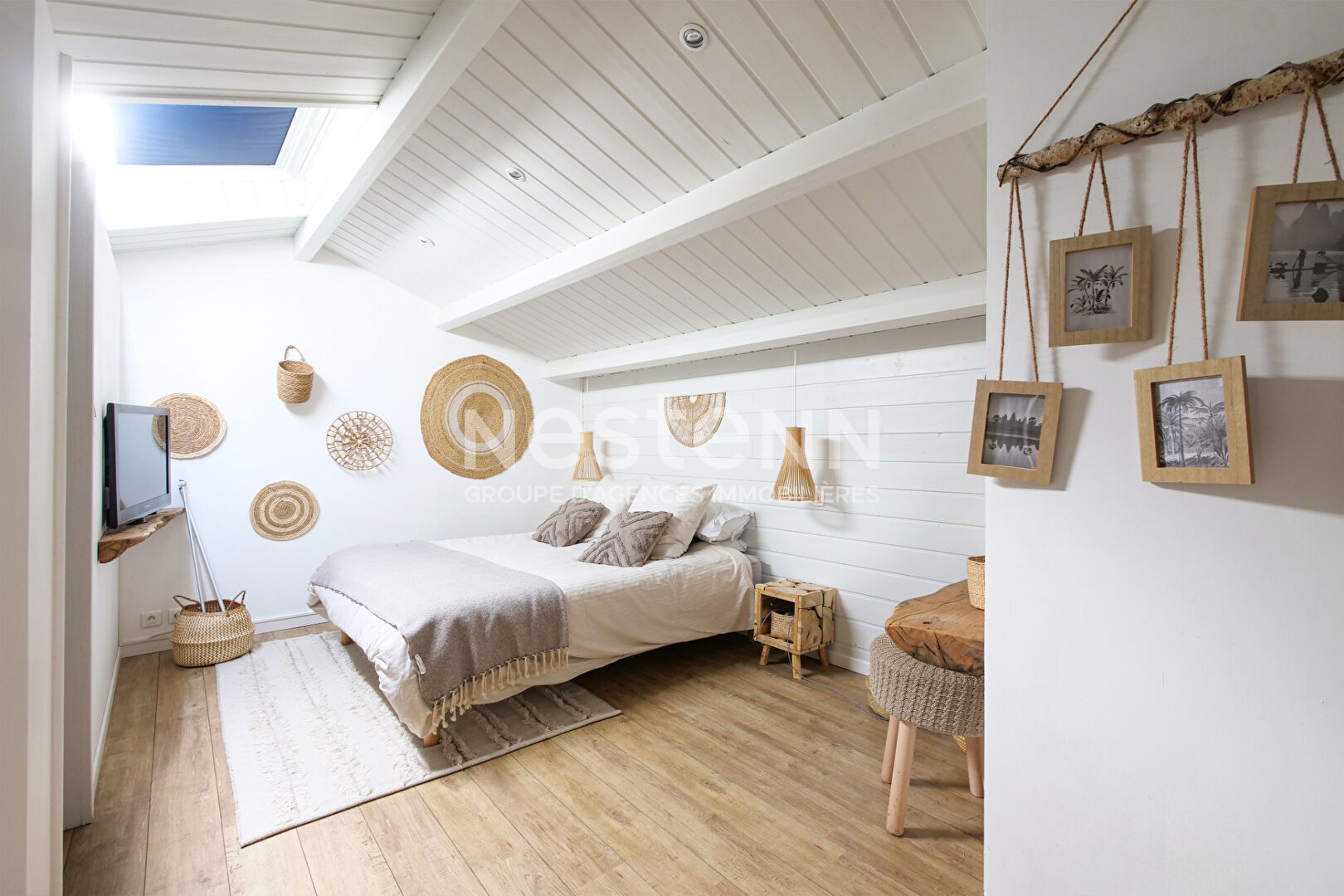 Belle Propriété à Dompierre-sur-Mer - 10 pièces, 304 m²