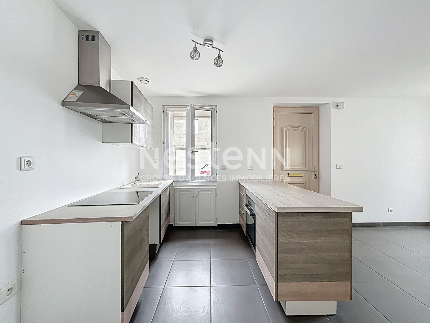 A VENDRE Maison Esnandes 84 m2 maison de bourg 3 chambres