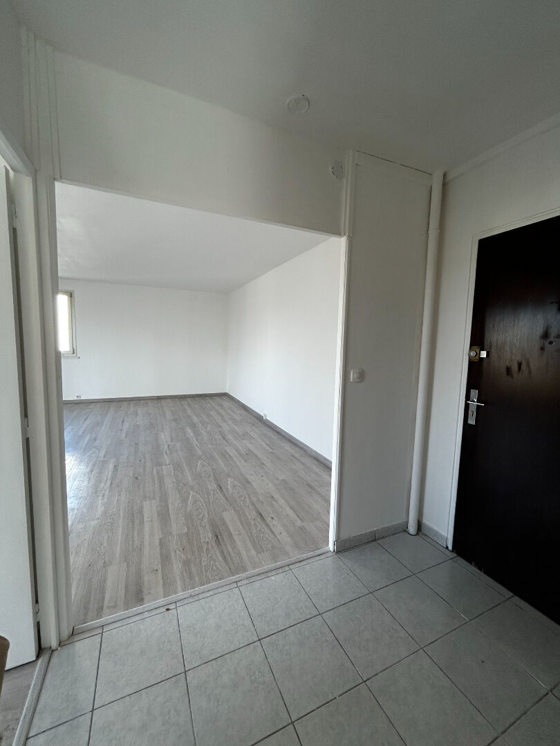 Bel appartement 3 pièces de 76.21m2 à proximité des écoles/universités !