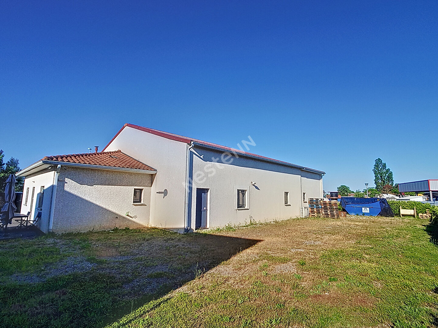 À Vendre : Local d'Activités / Entrepôt de 315m² à Saint-Lys (31)
