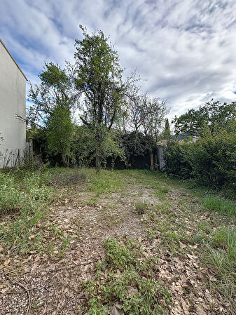 Vente terrain à Nans les pins (83860)