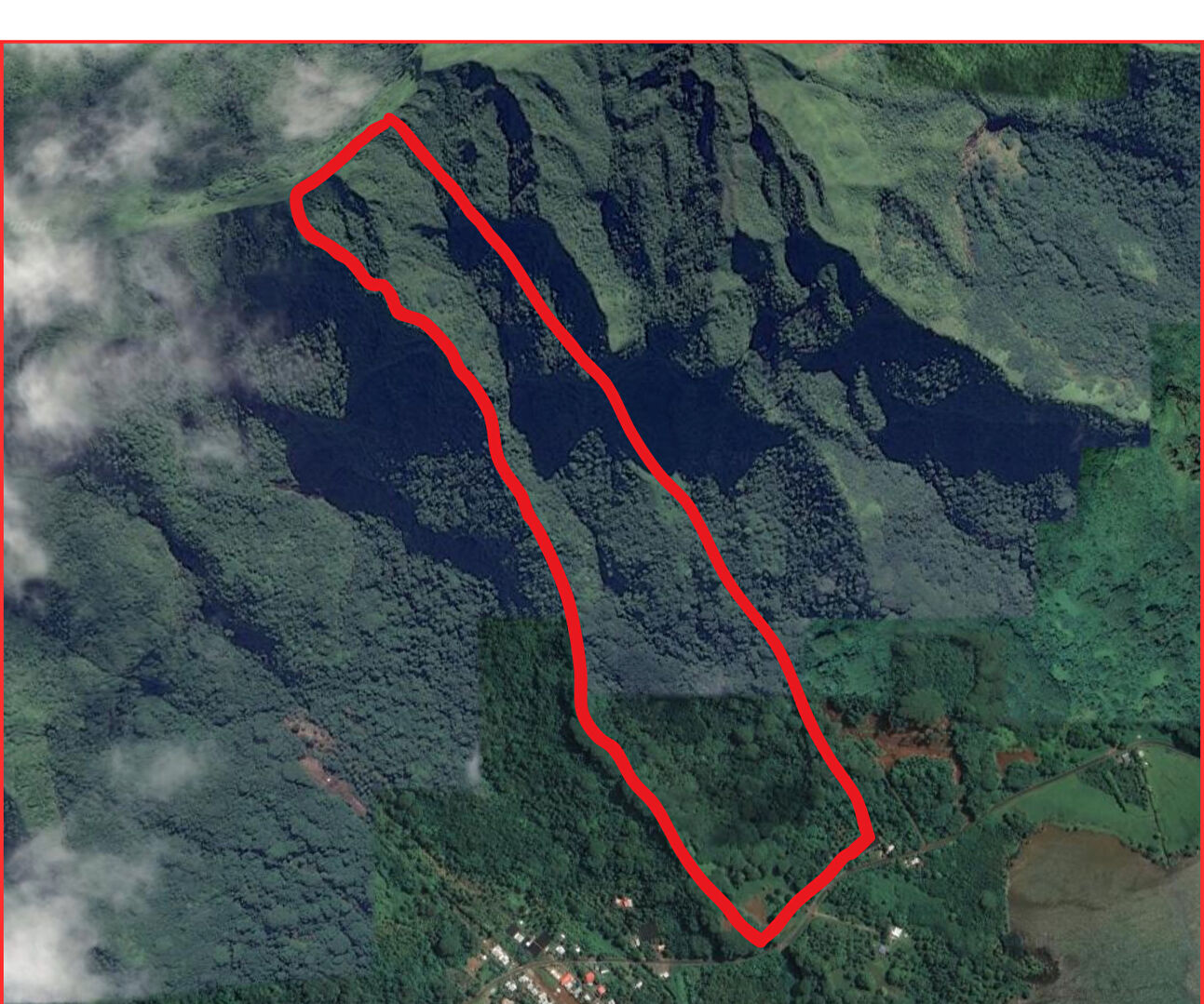 Très beau et grand terrain de 31 hectares à vendre à Raiatea