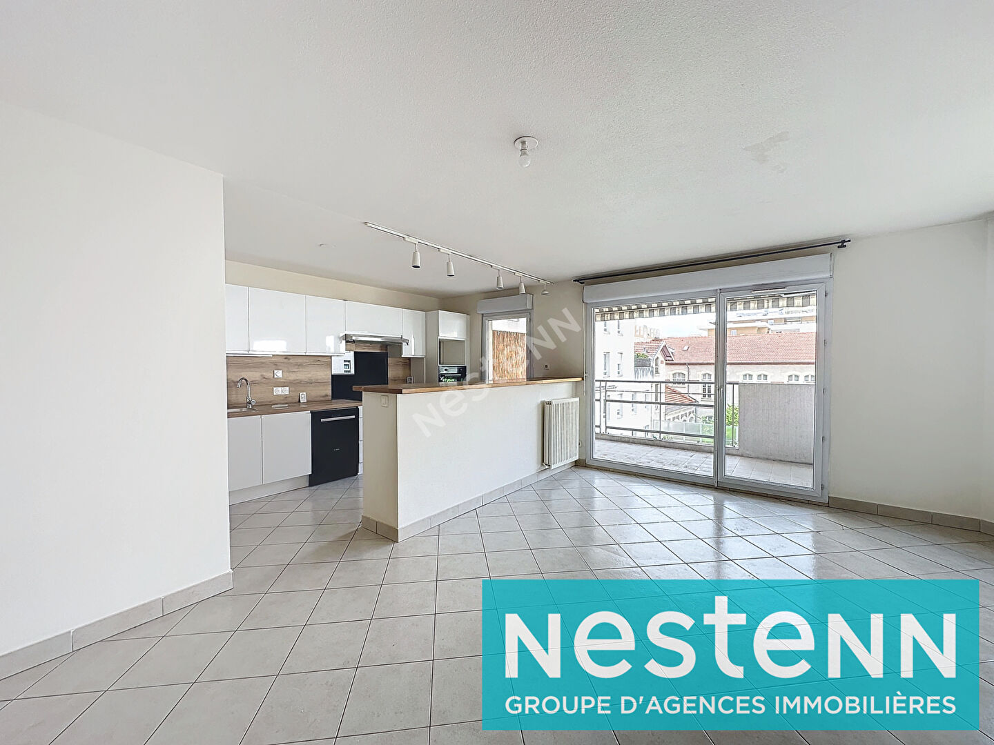 LYON 3e - Appartement Type 4 pièce(s) 91.46 m2 avec balcon de 10m², un garage en sous-sol disponible en sus
