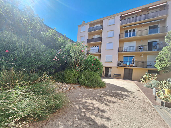 Vente par agence immobiliere à Avignon (84000)