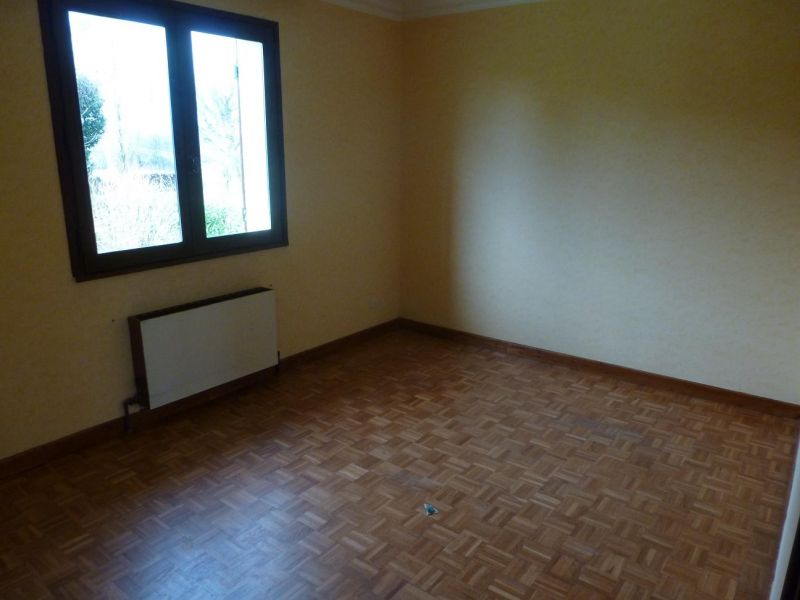 MAISON SUR S/SOL COMPLET