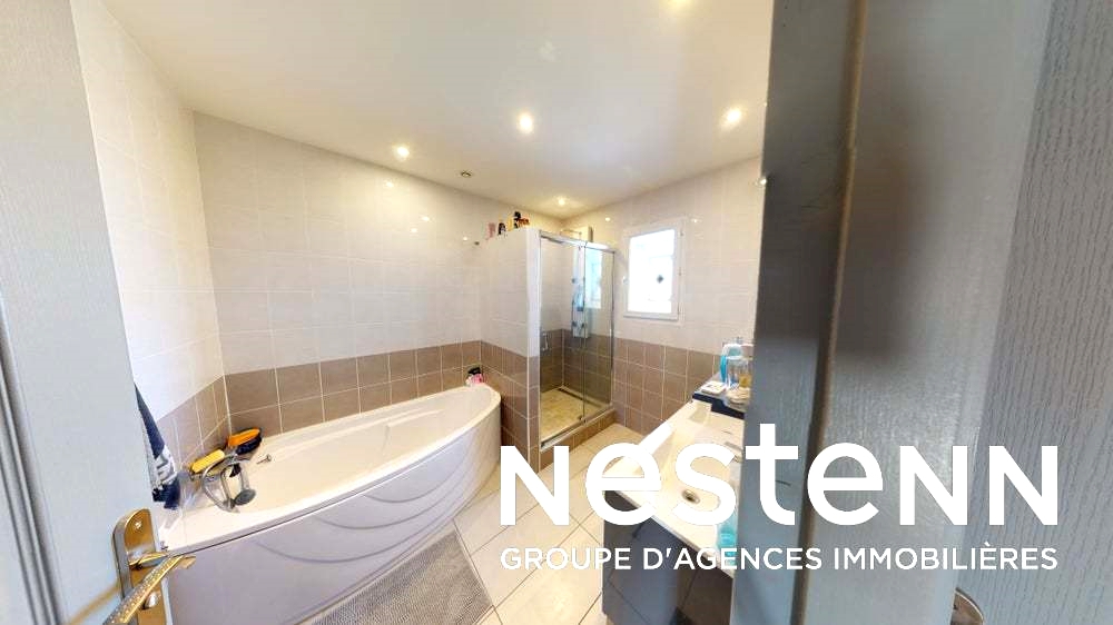Villa 3 chbs + garage et piscine - 69430 REGNIE DURETTE