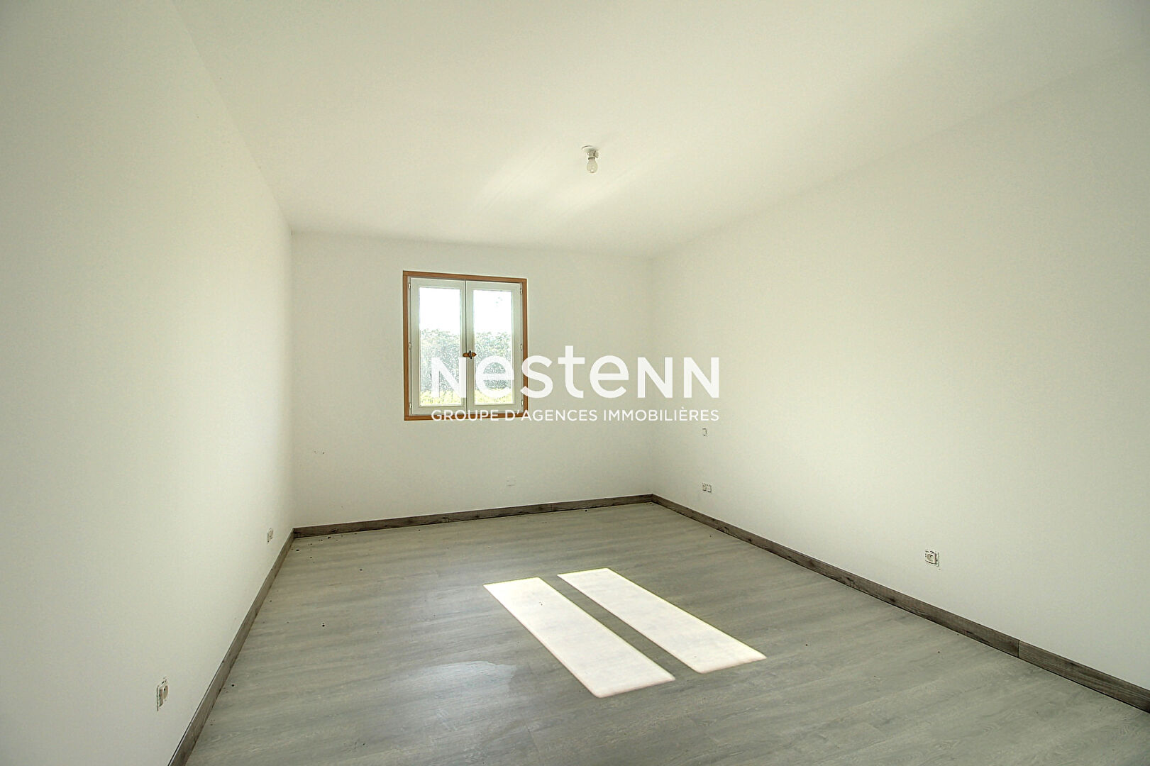 A vendre - Maison neuve 3chs - 155 m2  - Nord 69220 BELLEVILLE EN BEAUJOLAIS