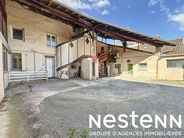 Vente par agence immobiliere à La chapelle de guinchay (71570)
