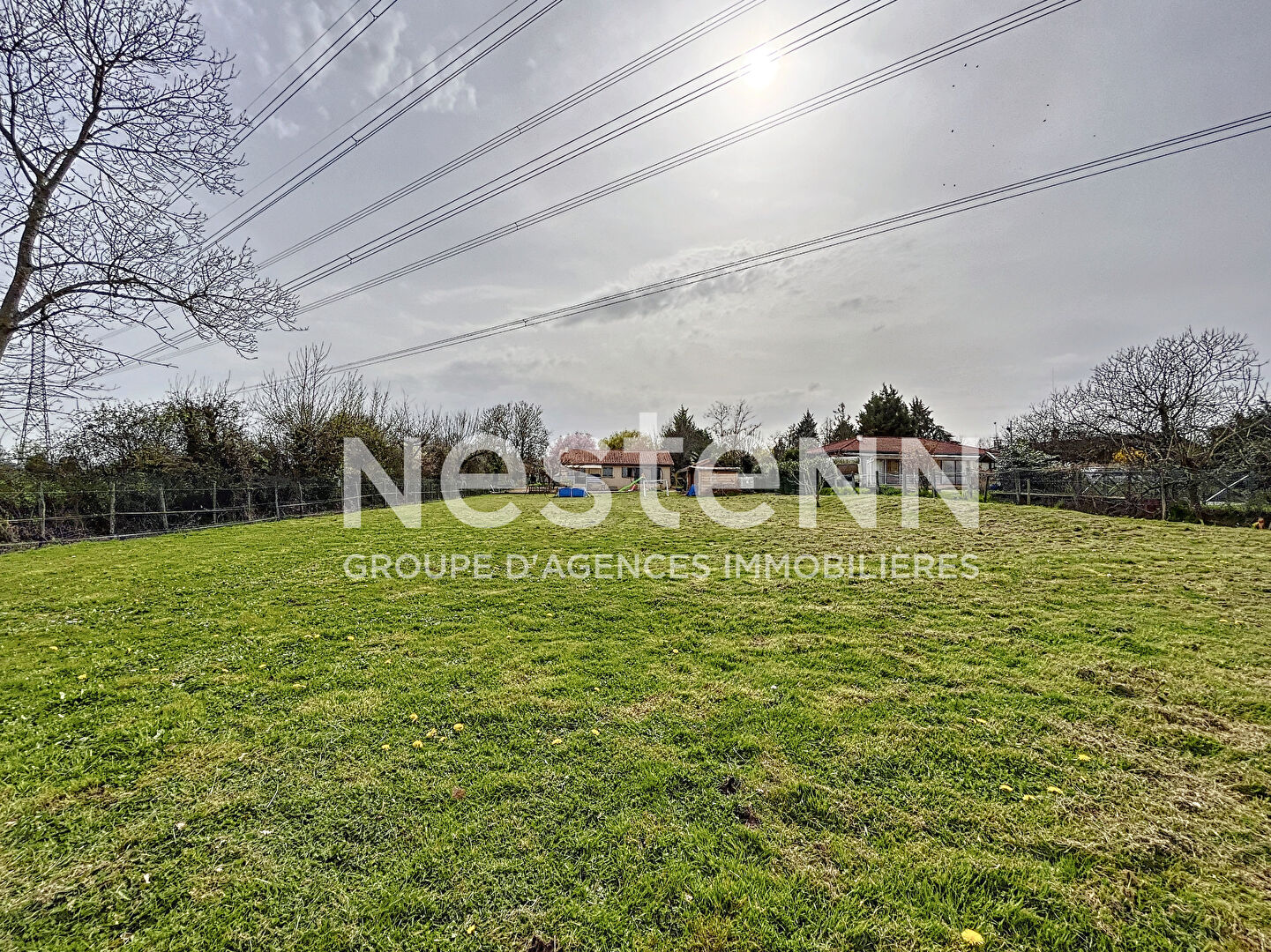 A vendre: Terrain à Bâtir + Prés - 71570 LA CHAPELLE DE GUINCHAY