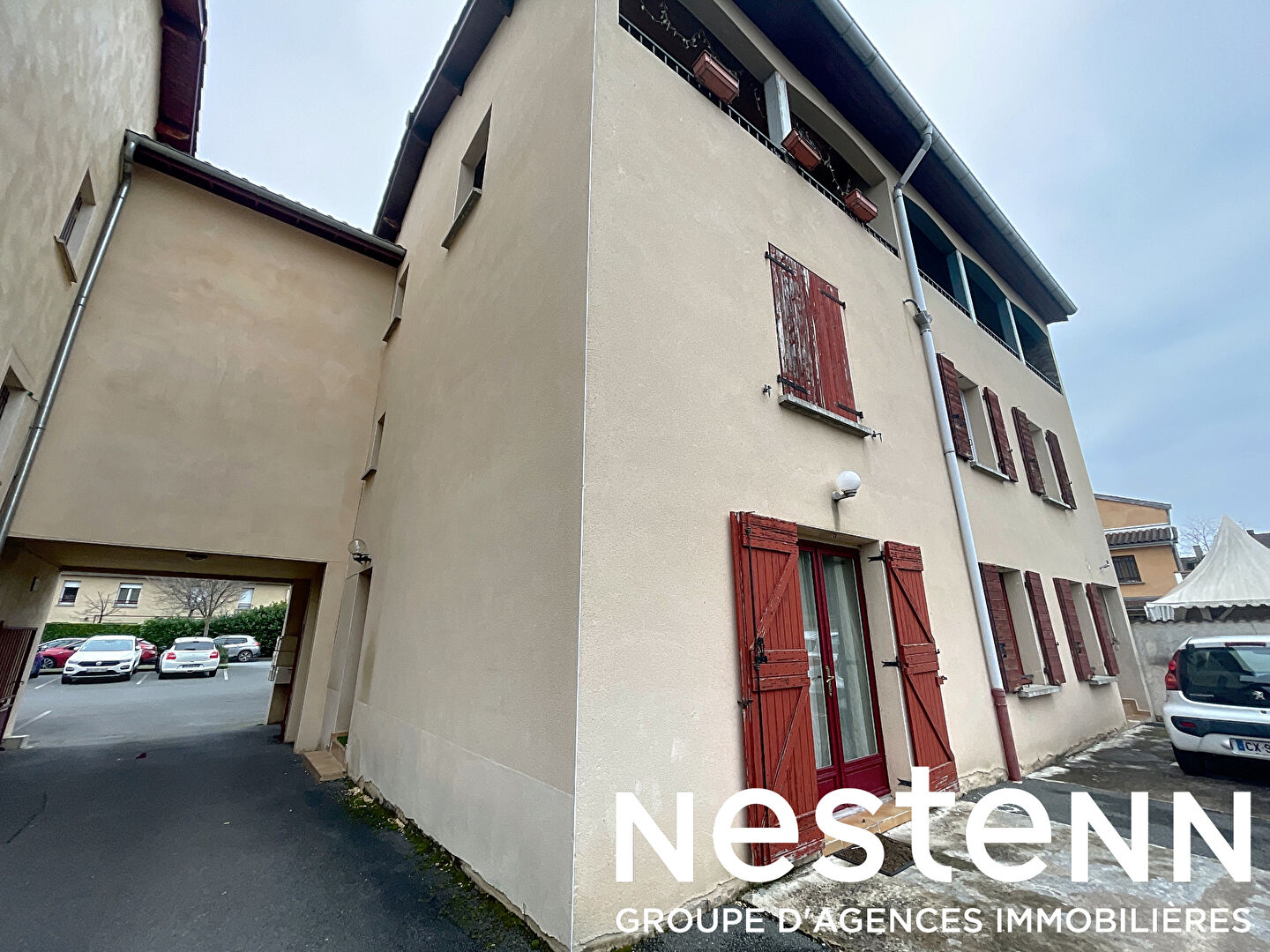 A vendre: Maison de Ville avec grande terrasse - Centre Belleville en Beaujolais 69220!