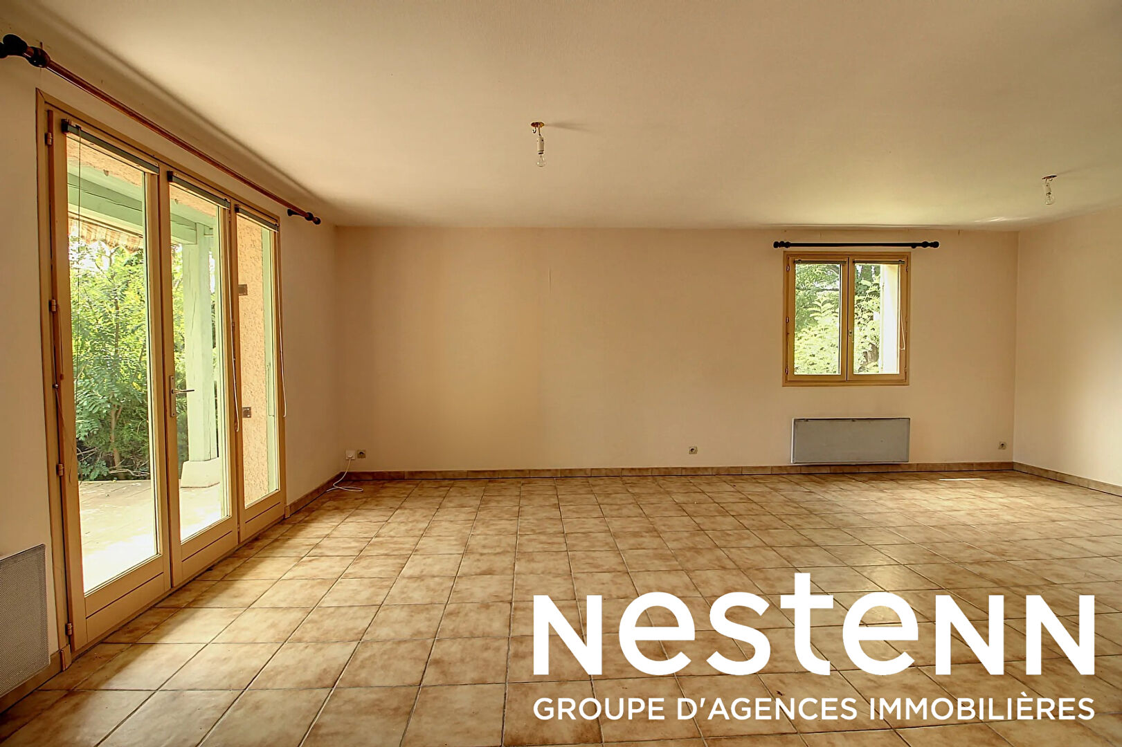 A vendre: Maison Spacieuse avec Grand Terrain - 10