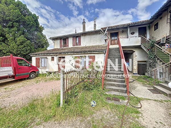 Vente par agence immobiliere à Romaneche thorins (71570)