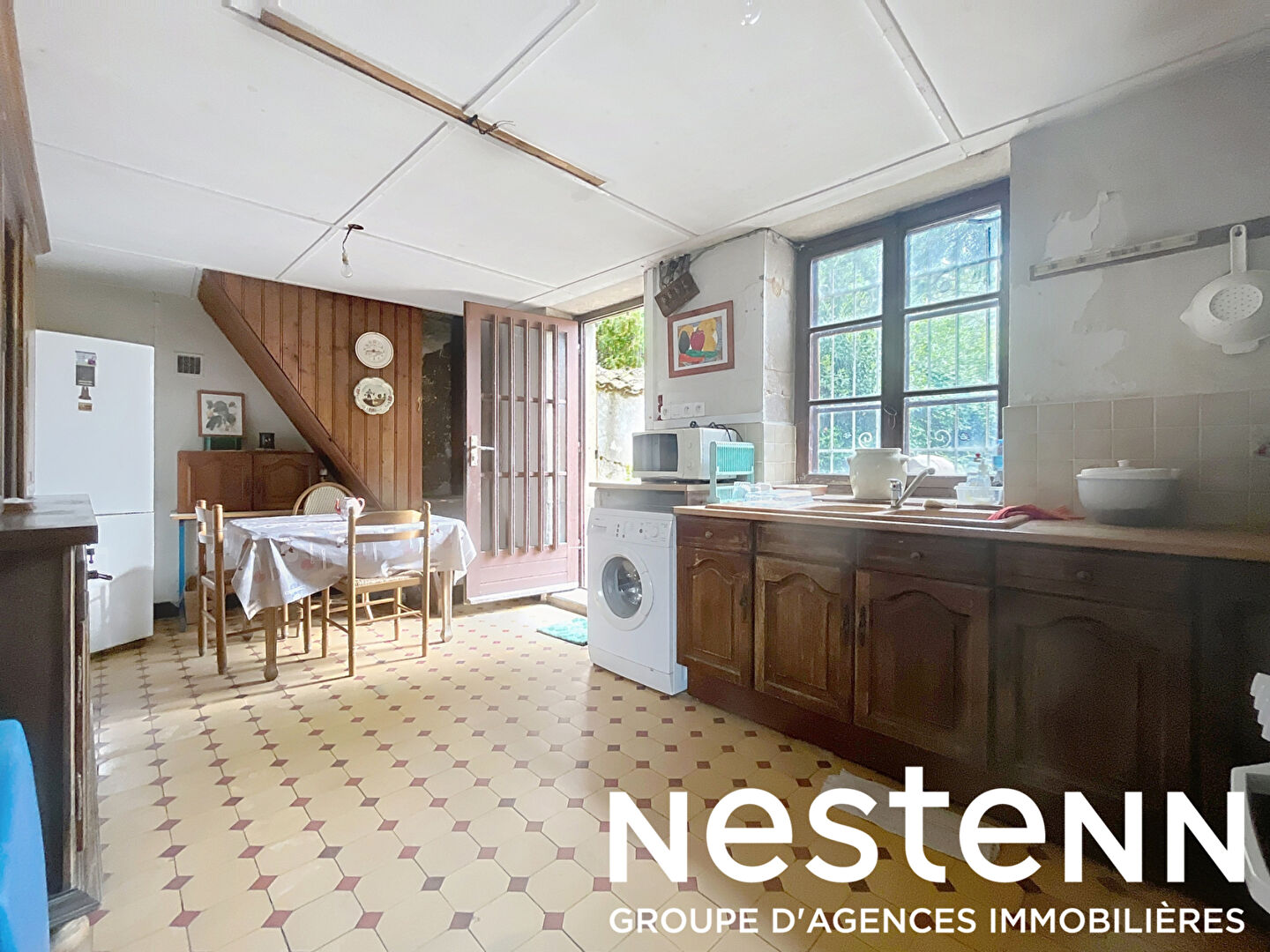 A vendre: Immeuble de 2 logements à rénover,190m2 habitables, double GGE - 71570 LA CHAPELLE DE GUINCHAY