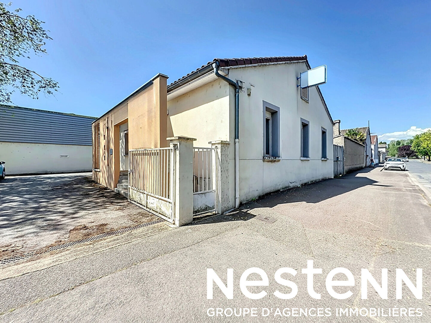 A Vendre: Bâtiment à usage Professionnel - 69220 BELLEVILLE EN BEAUJOLAIS