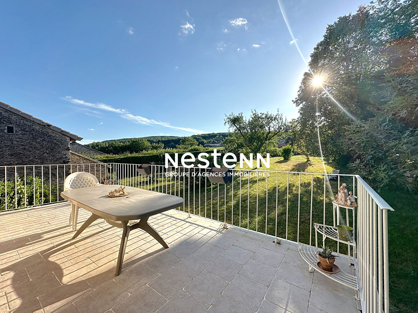 A vendre : Maison de village - 5 chambres - 197 m2 - 2500m2 de terrain - dépendance - 71260 THURISSEY